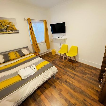 فندق Woodgreen House لندن المظهر الخارجي الصورة
